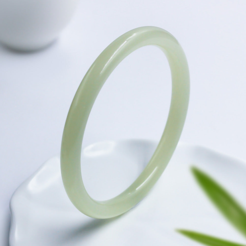 Amorphous solid bracelet