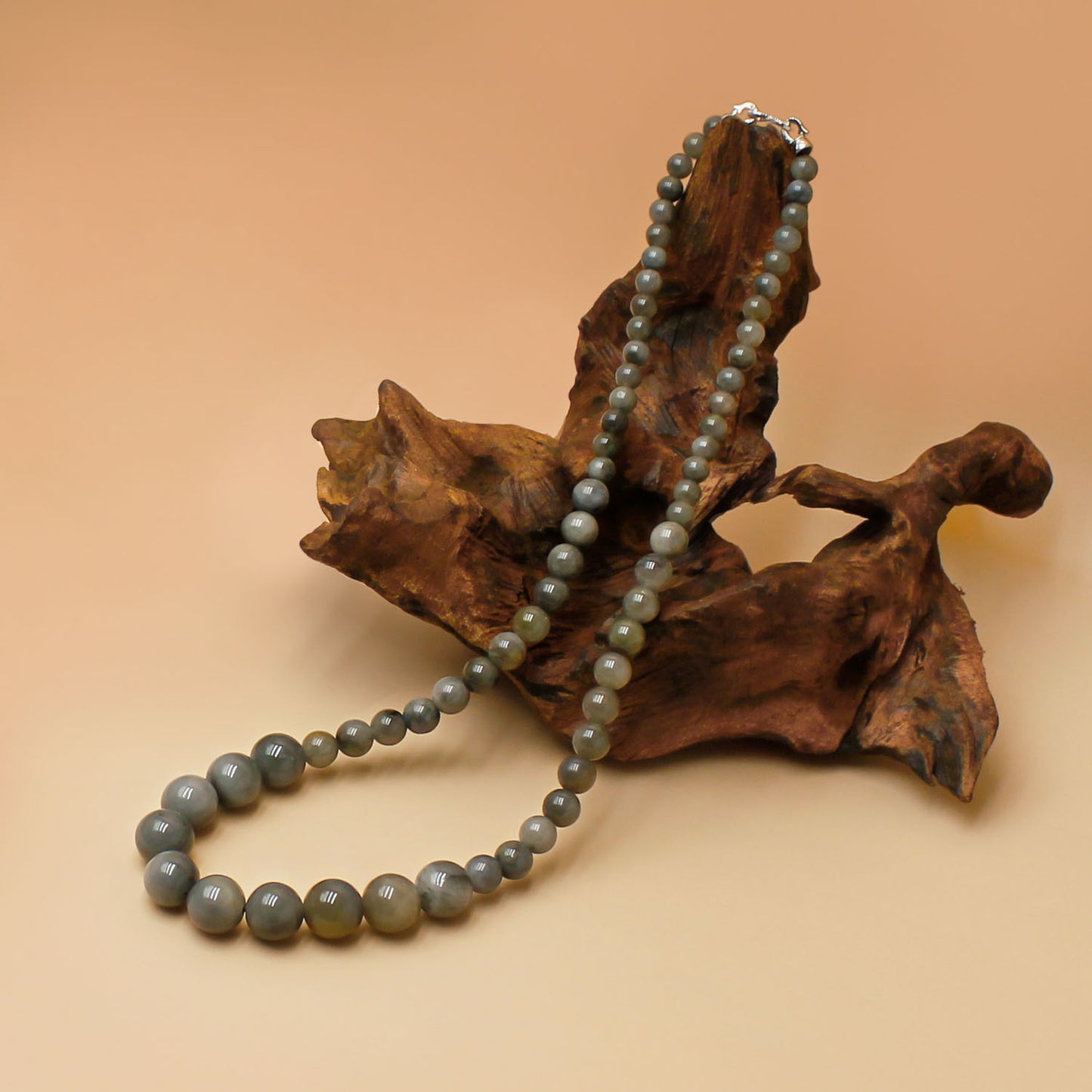 Natural Dark Gray Jinsiyu Jade Necklace – Water Element Wisdom for Calm & Focus