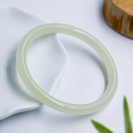 Amorphous solid bracelet