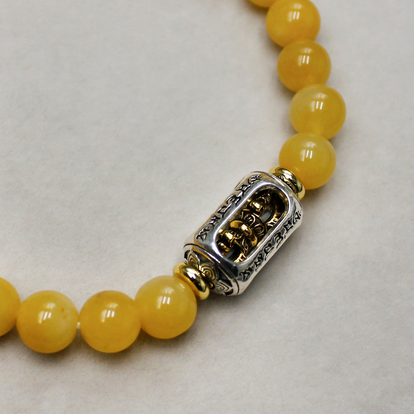 Natural Jinsiyu Lotus Silver Bracelet – Hollow Carved Buddhist Design for Peace and Prosperity